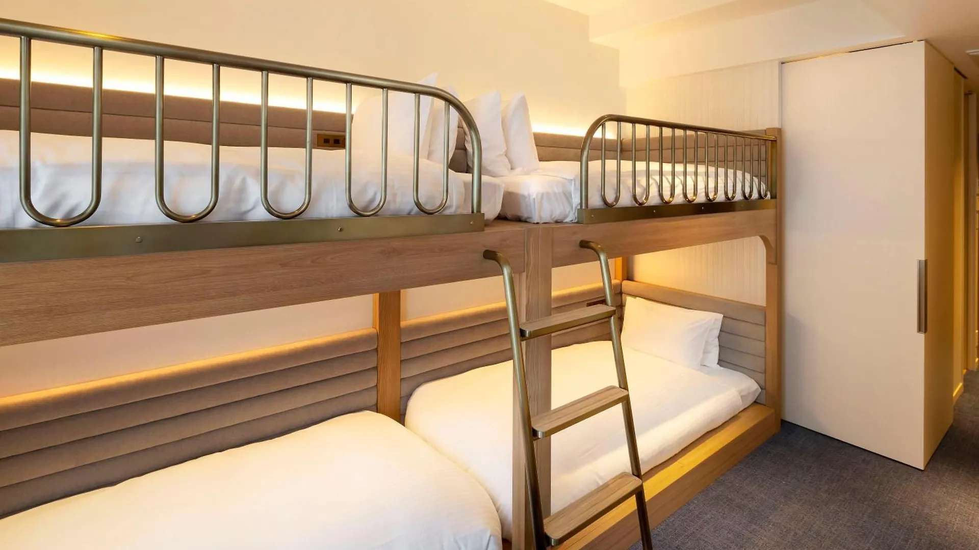 Hotel Comento Yokohama Kannai  Yokohama (Kanagawa)